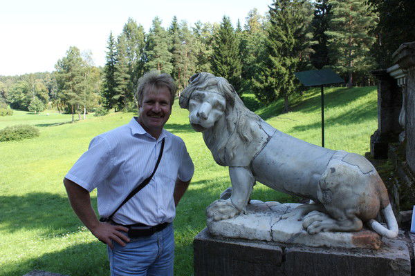 Иван Коновалов