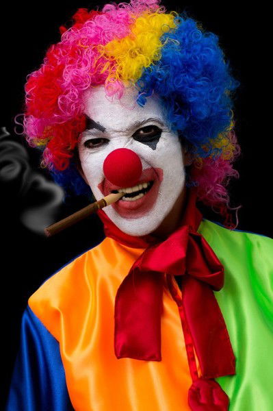 Олег Новиков