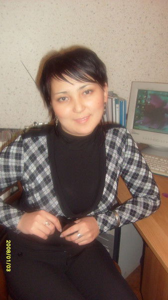 Назым Такишева