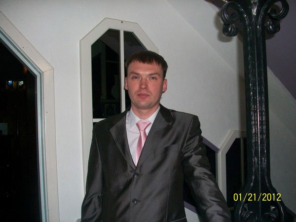 Антон Русаков