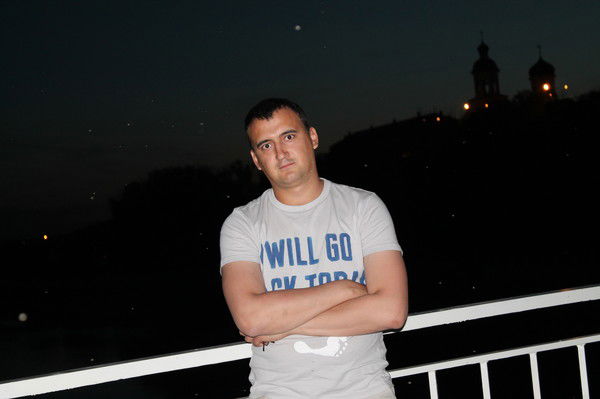 Анатолий Юнеив