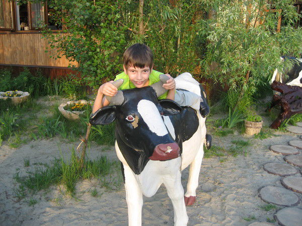 Женя Мирзоянц