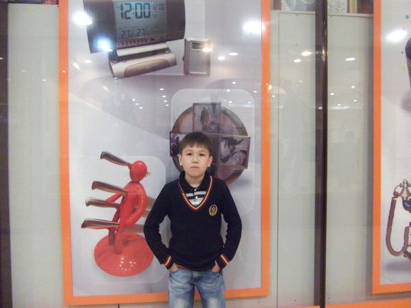 Жарас Муханов