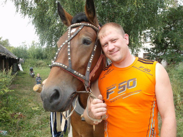 Роман Макаров