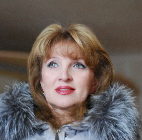 Лариса ****** ********