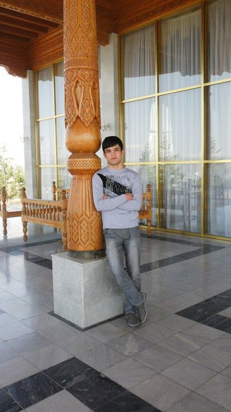 Бузургмехр Кадиров