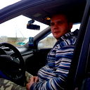 Олег Леонов