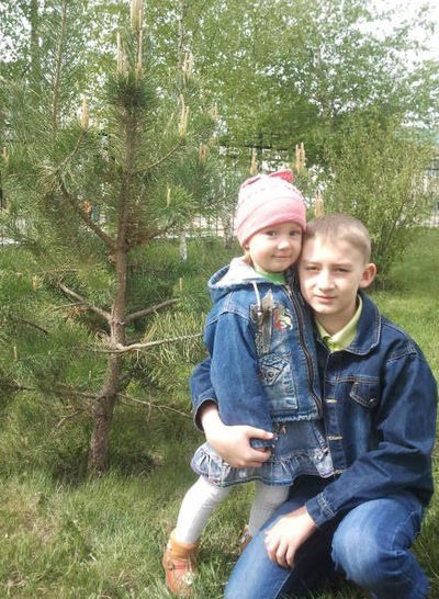 Артём Емельянов