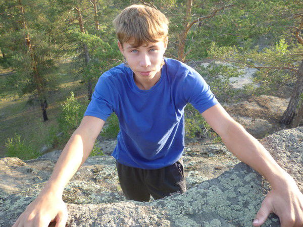 Антон Савинов