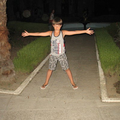 Саша Константинов