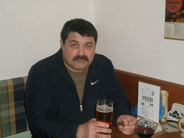 Александр Еманов