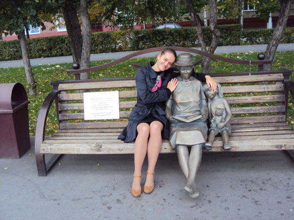 Анна Суравцова