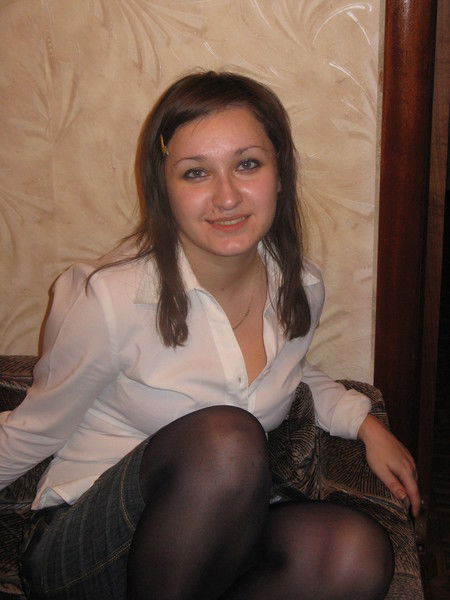 Оля Никонова