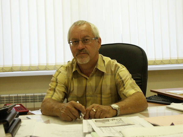 Михаил Мельников