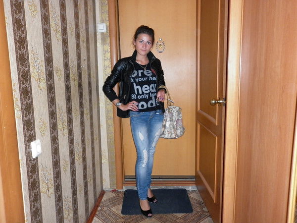 Юля Харунова