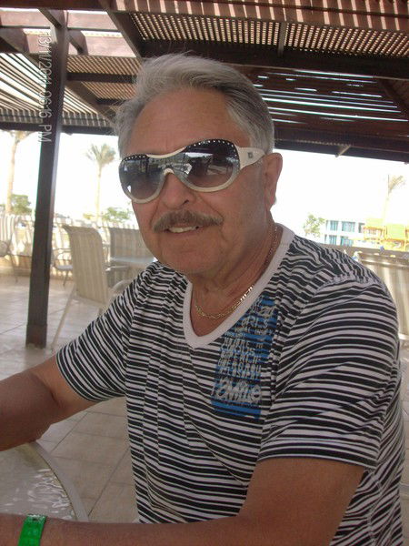 Роберт Арсланов