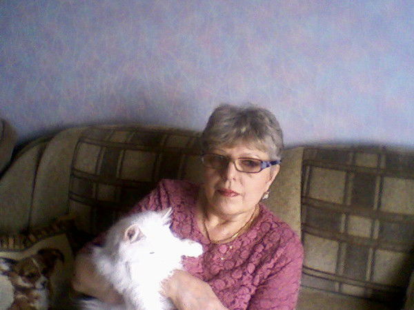 Валя Гусарова