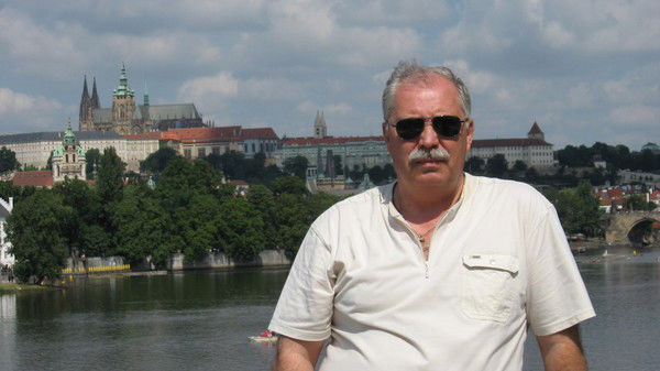 Евгений Сенников