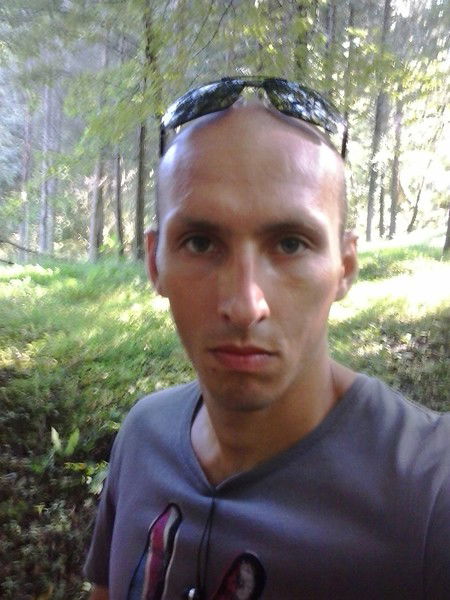 Олег Назаров