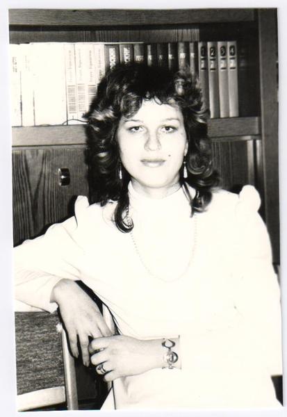 Ирина Серова