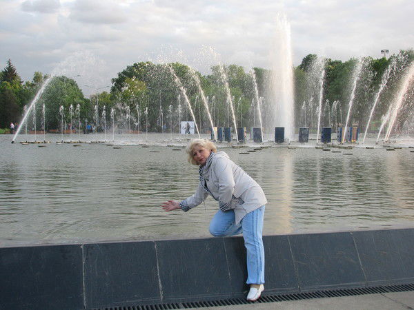 Галина Новатарская