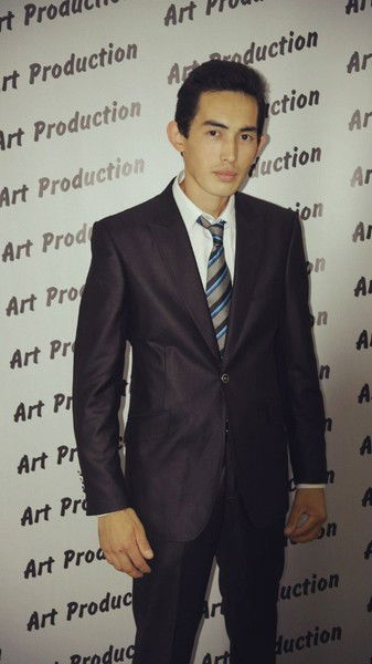 Азамат Тасмуханов