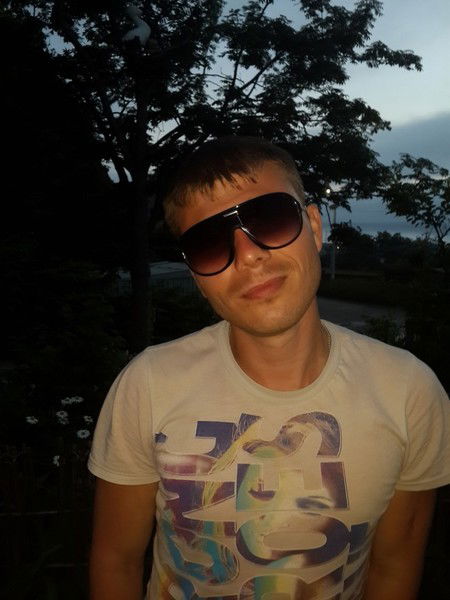 Александр Васильев