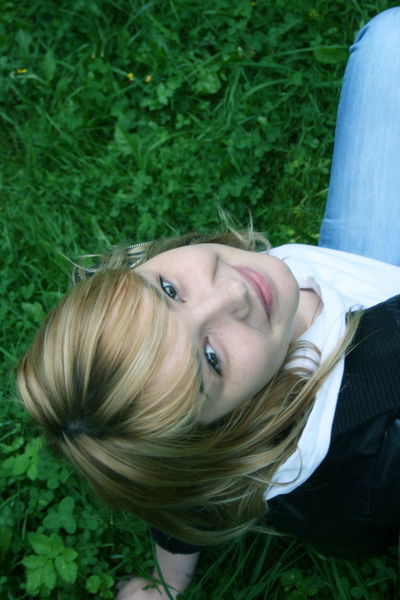 Анюта Шикер