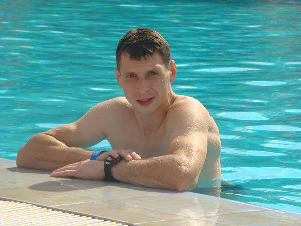 Андрей Константинов