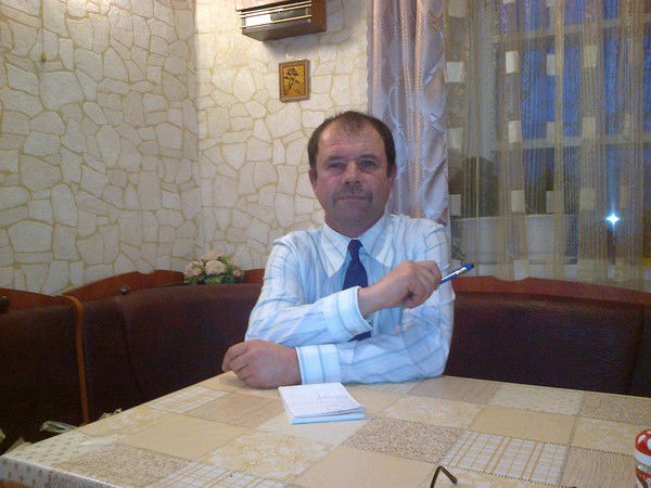 Виктор Костенко