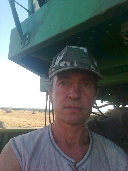 Александр Дементьев