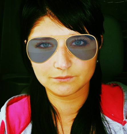 Олька Машукова