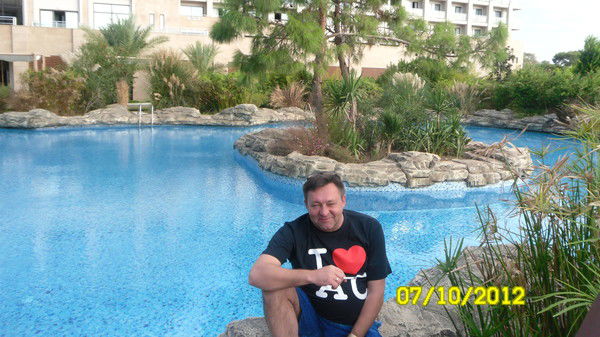 Евгений Попов