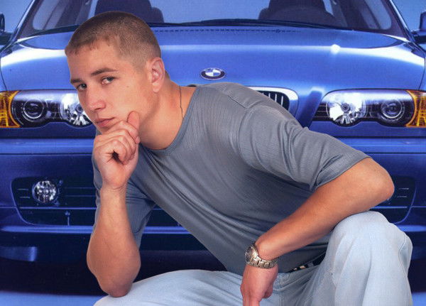 Виктор Петров