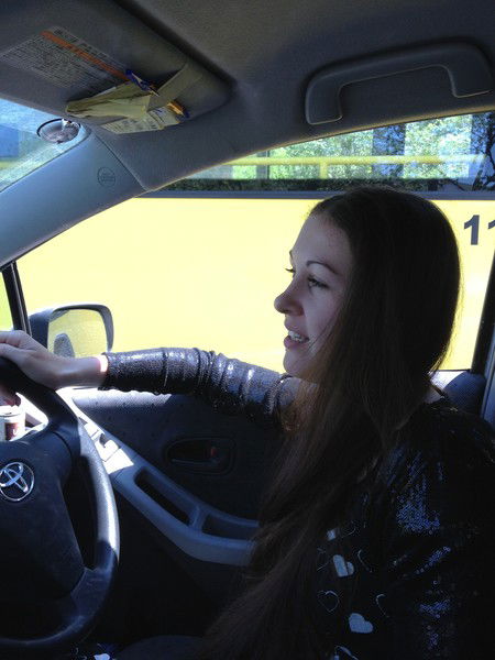 Яна Веселкова