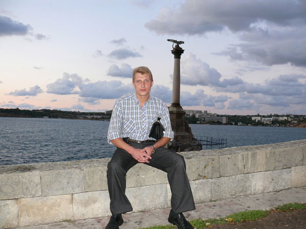 Олег Волобуев