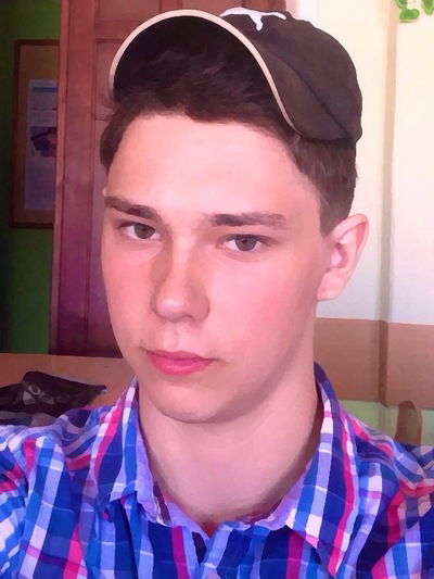 Дима Половинко