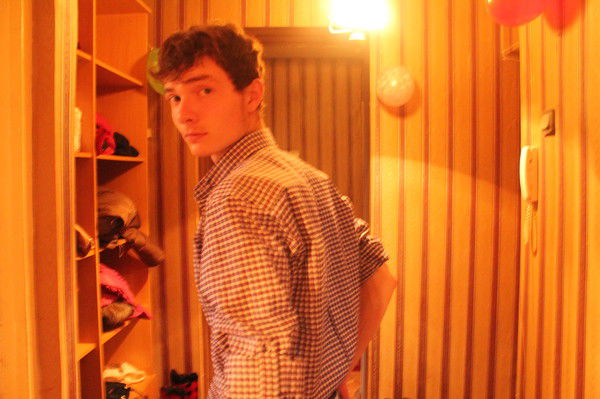 Влад Коледаев