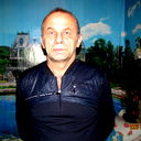 Виктор Романов