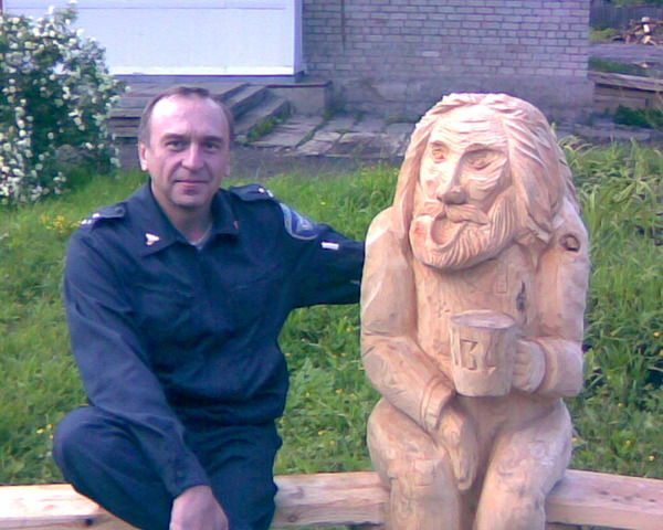 Анатолий Стариков