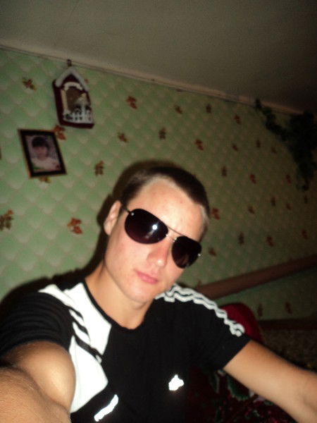 Евгений ))))))))))