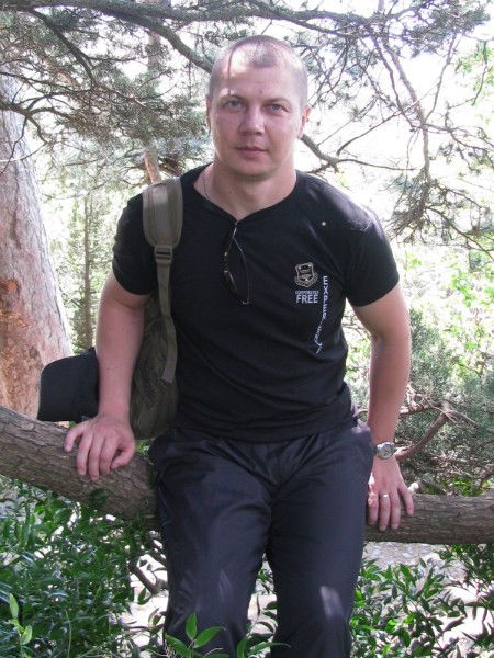 Евгений Левченко