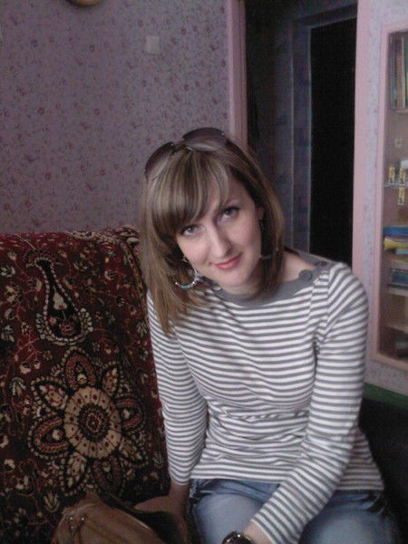 Оленька ******