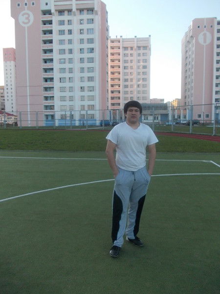 Валичон Акпарзода