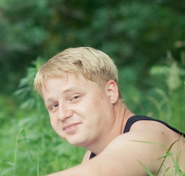 Илья Богомолов