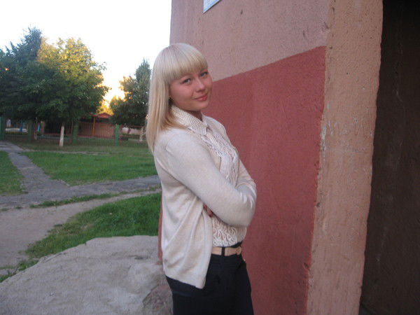 Анюта Пивоварова