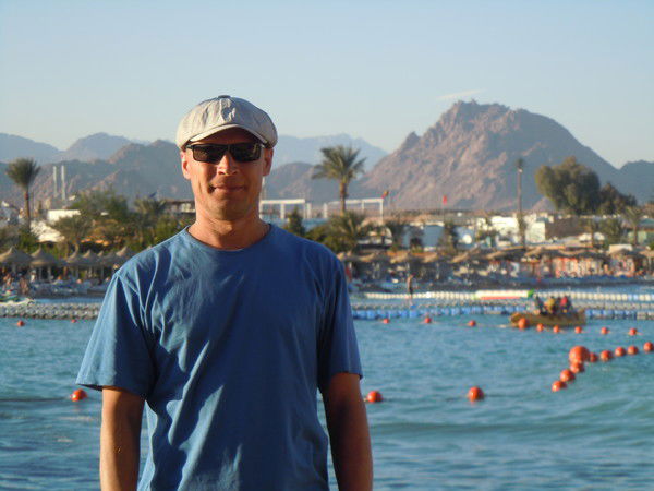 Александр Иванов