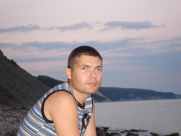 Роман Кондрашов