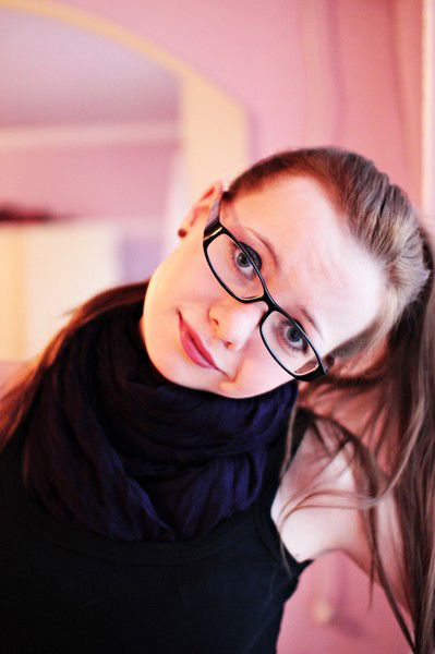 Юля Мешкова