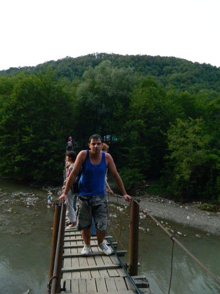 .артём Леонидович